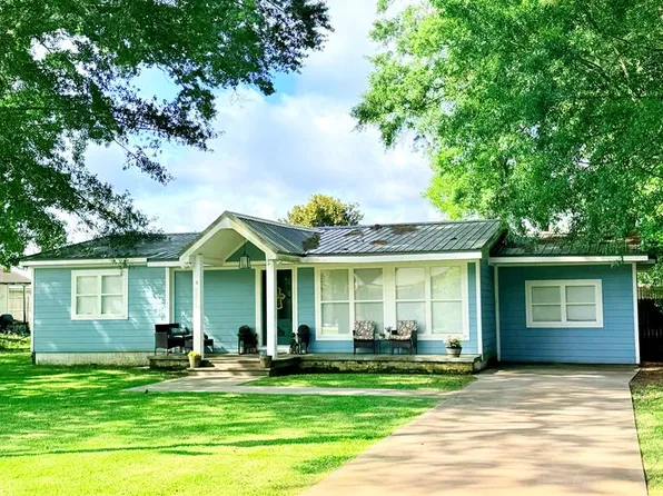 1101 W 4th Ave, Picayune, MS 39466