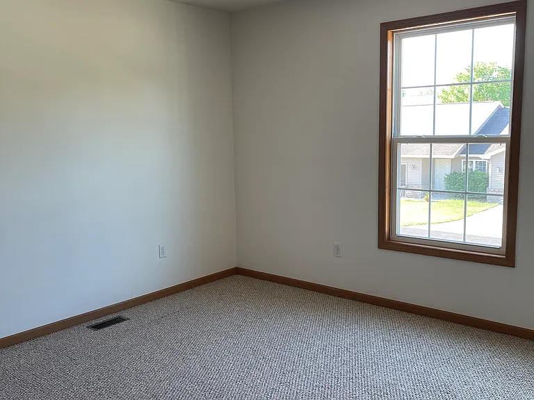 4799 Garfield Rd — Photo 10