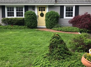 16 Parker Pl, Shrewsbury, NJ