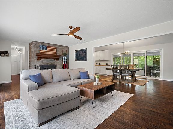 4th image of 21 Duvall Ln