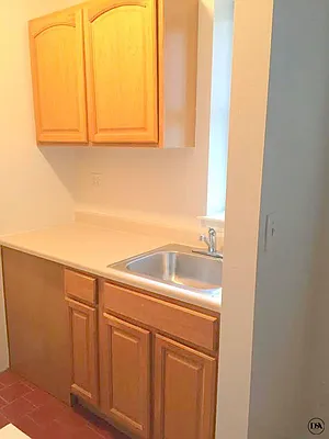 Rented by DSA Realty | media 27