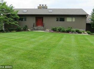 19299 Oakland Green Rd, Leesburg, VA 20175