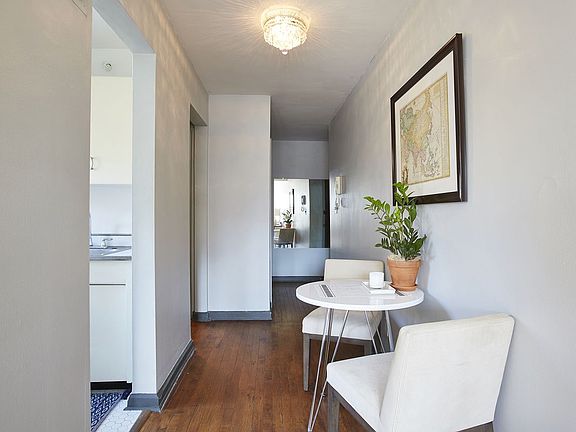 2nd image of 79 Barrow St APT 5B