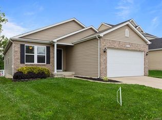2512 Wintercreek Dr, Belleville, IL 62221