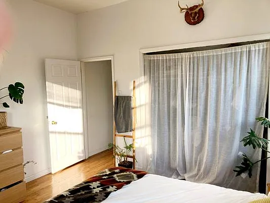 Rented by Brooklyn Property Group LLC | media 12