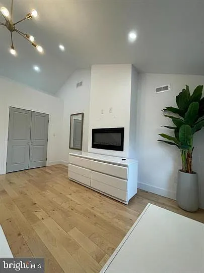 1205 S 4th St #2 — Photo 9
