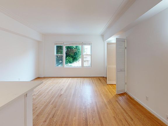 3rd image of 2110 Jackson St APT 102