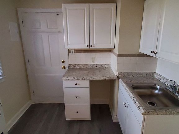 2nd image of 1208 Whilden Pl #A