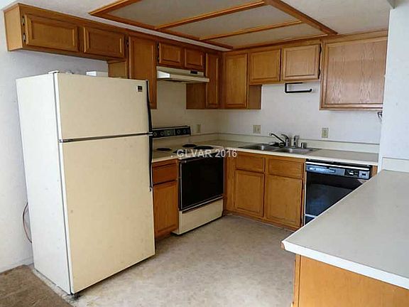 5th image of 901 Red Boulder Dr APT 201