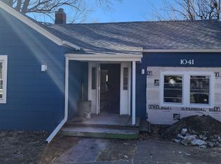 1041 SW Webster Ave, Topeka, KS 66604