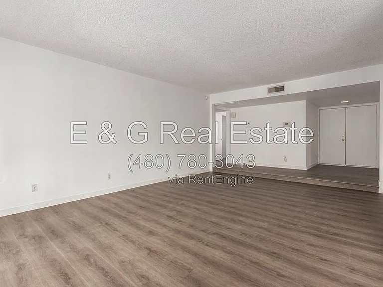 5055 W Vogel Ave — Photo 6