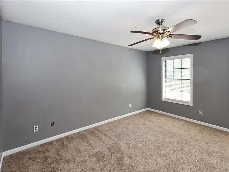 5461 Park Pl S — Photo 34