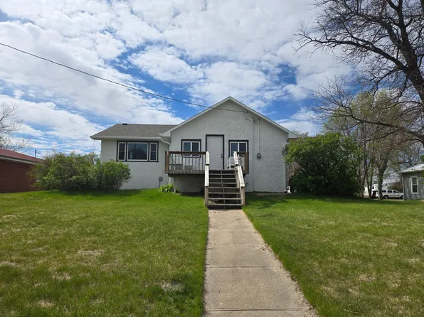 405 W Railroad St, Mullen, NE 69152