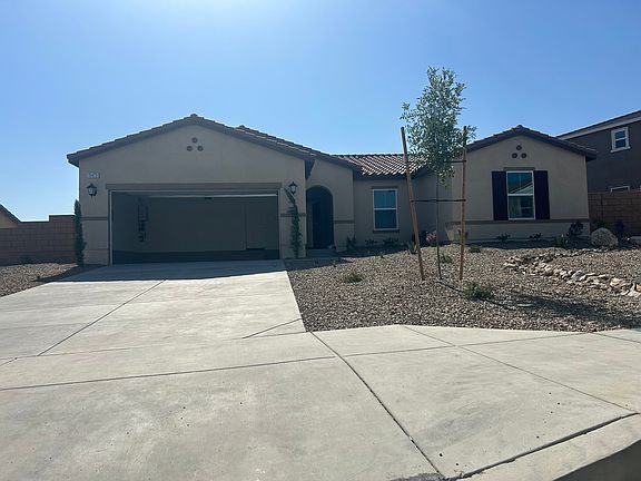FRONT OF THE HOUSE