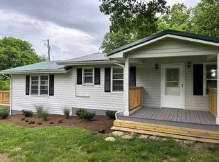 1380 Cummins Ferry Rd, Versailles, KY 40383