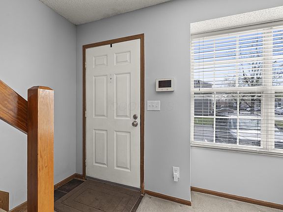 4th image of 5040 Singleton Dr #27-D