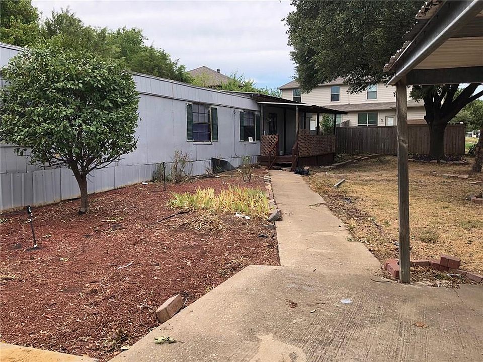 1st image of 369 Woodgrove Dr