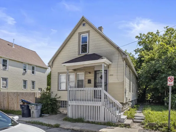 3048 N 11th LANE, Milwaukee, WI 53206
