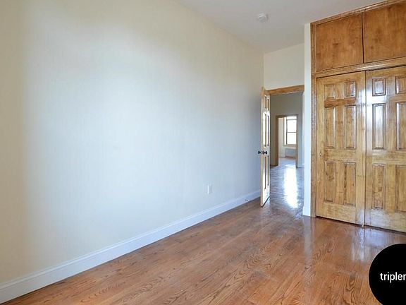 5th image of 529 Humboldt St #2D