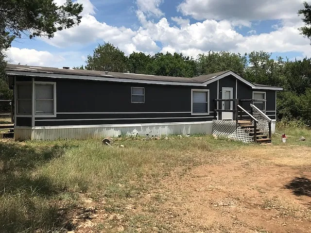915 Boulder Bluff - 1 — Photo 1