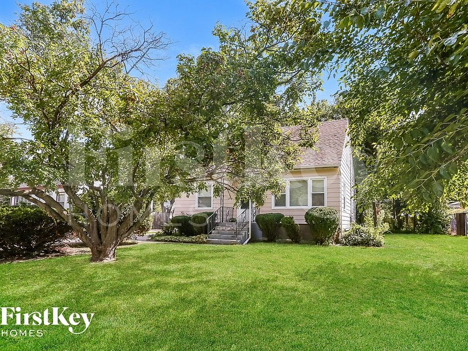 1st image of 6667 Glenview Dr