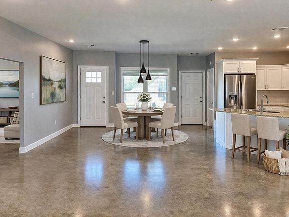 5th image of 4701 Edgemont Dr