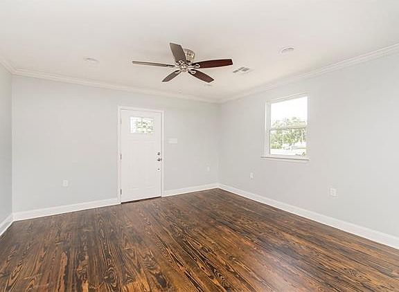 4th image of 5371 Franklin Ave