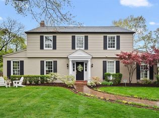51 Pointer Ln, Saint Louis, MO