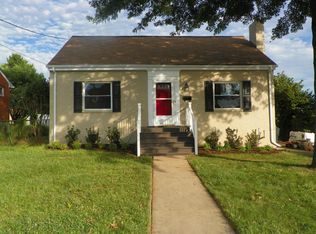 2431 Floraland Dr NW, Roanoke, VA 24012