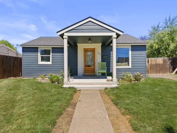 635 NW 2nd St, Prineville, OR 97754