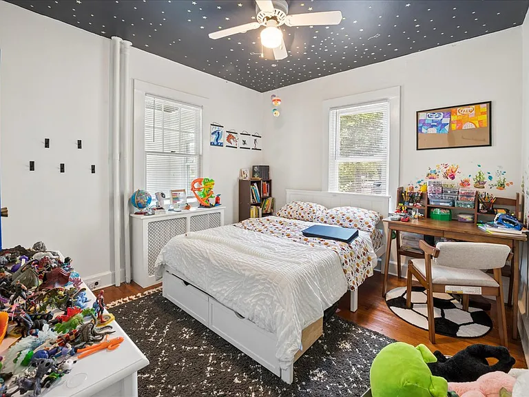 31 Armourvilla Ave — Photo 13