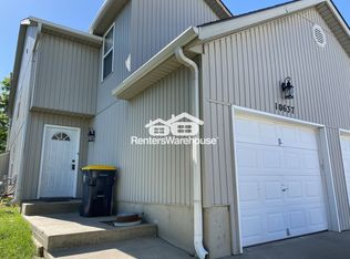 10637 N Locust Ct, Kansas City, MO 64155
