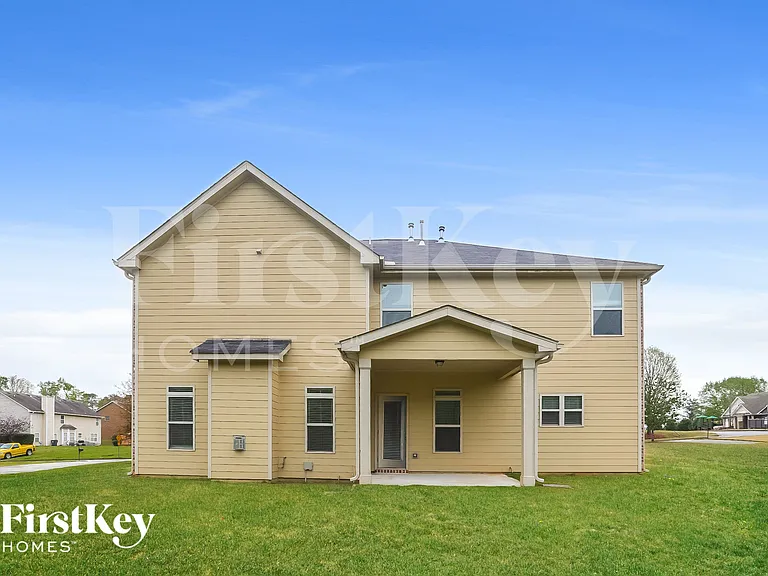 1328 Wild Rose Dr SE — Photo 15