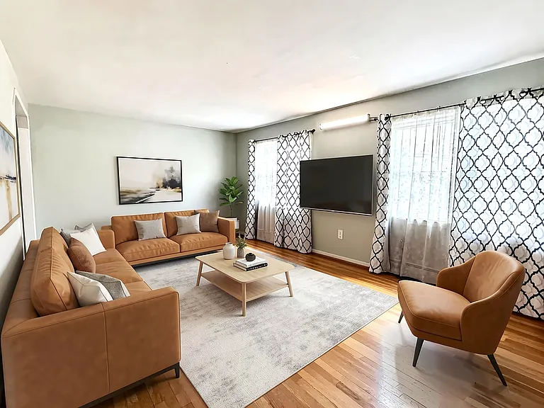 367 Charles St #1 — Photo 2