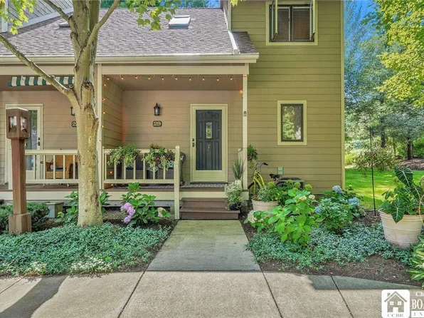 29 Hedding Ave Unit 29, Chautauqua, NY 14722
