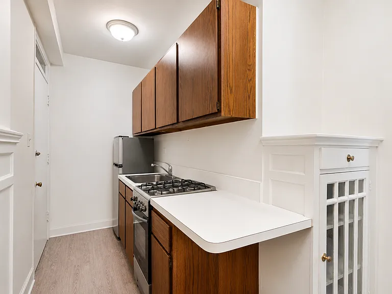 3606 N Pine Grove Ave #2K — Photo 11