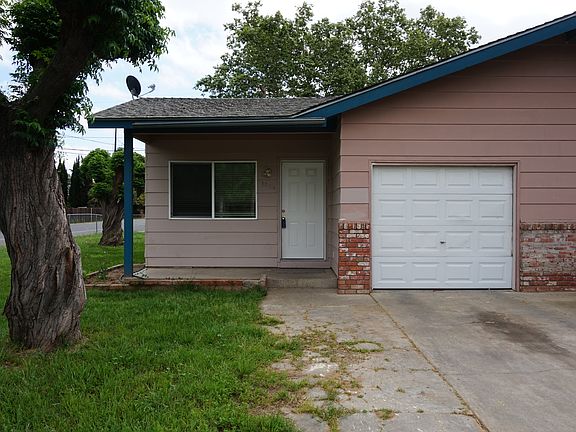 2nd image of 1062 Hedge Ave