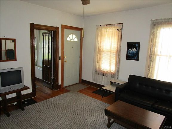3rd image of 203 Cleveland Ave