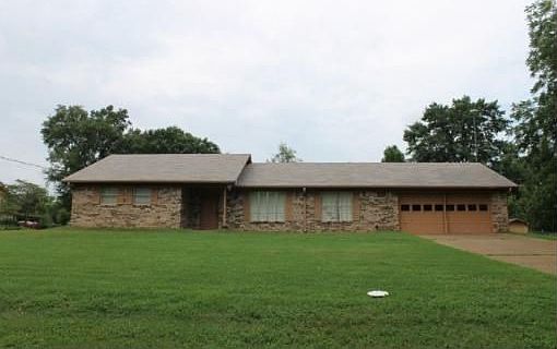 1st image of 301 McReynolds St