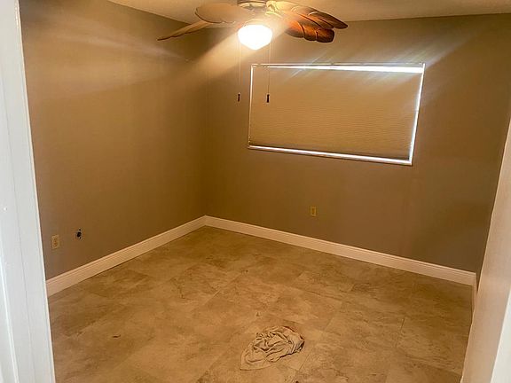 2nd image of 1720 NE 191st St #109