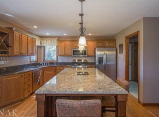 2004 Foxwood Cc Run, Normal, IL 61761