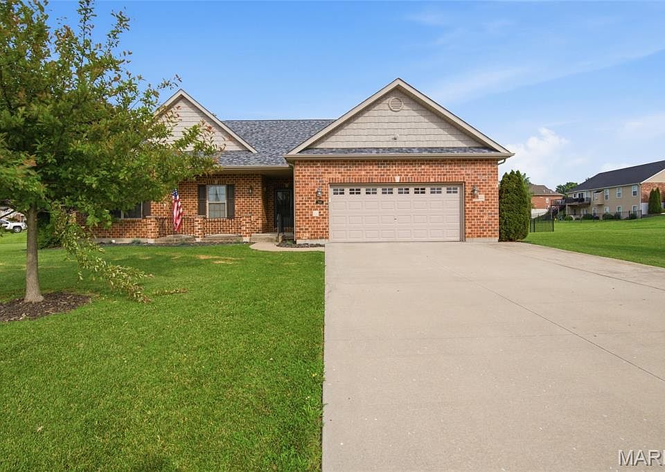 1st image of 548 Wernings Dr