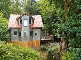 12825 SW Ober Beach Rd, Vashon, WA 98070