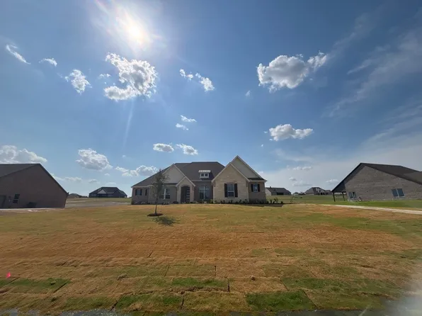 705 Water Side Dr, Van Alstyne, TX 75495