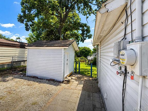 4th image of 508 Keith St