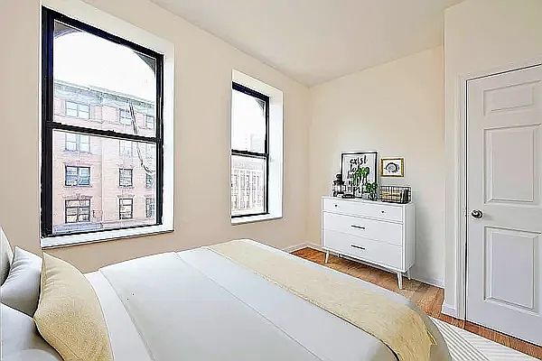 1st image of 350 Manhattan Ave APT 6E