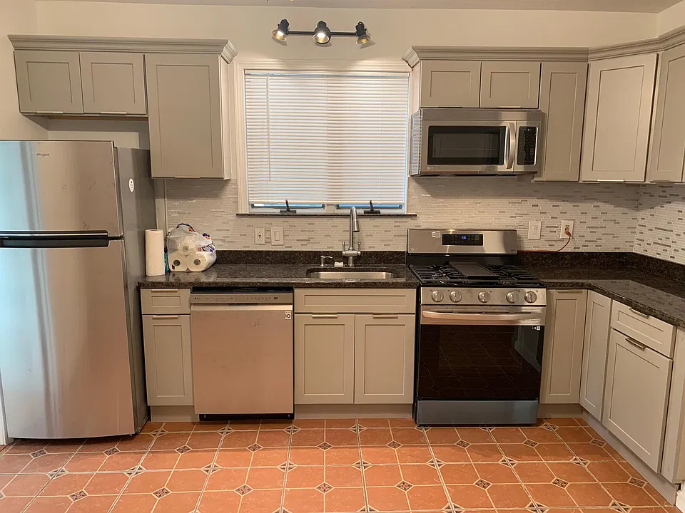 63 Webster Ave #1