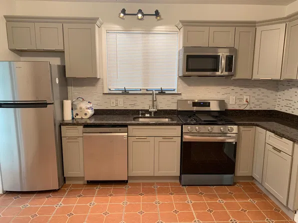 63 Webster Ave #1, Somerville, MA 02143