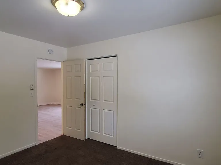 2500 Holiday Rd — Photo 8