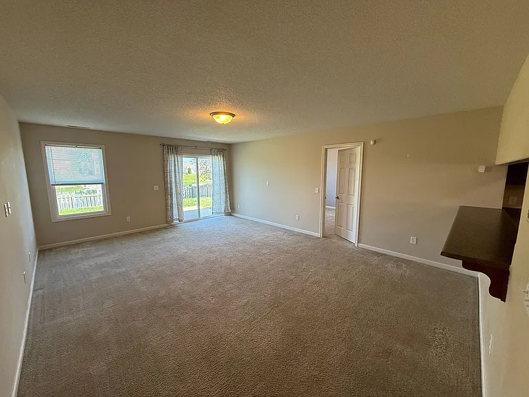 3921 Stanton Hall Pkwy — Photo 10